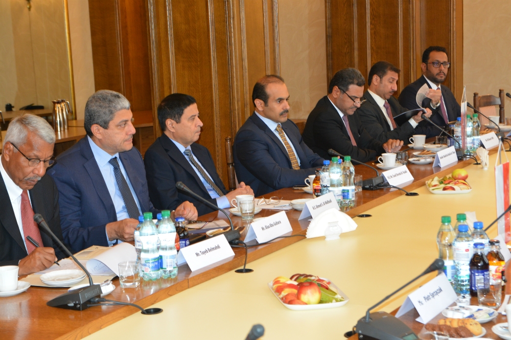 Qatar looking to strengthen LNG ties with Poland