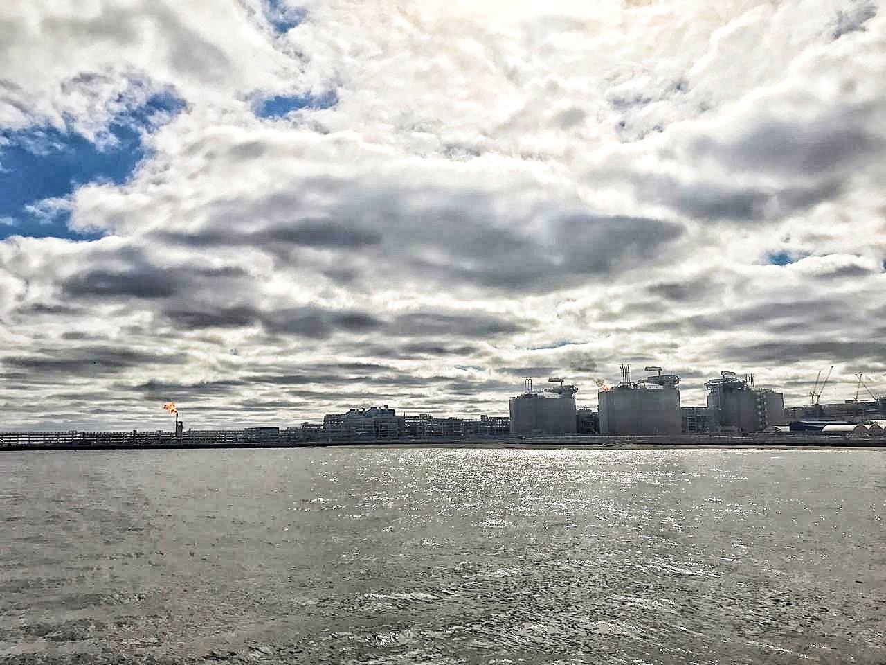 Novatek's Arctic LNG 3 drills first North-Obskiy well