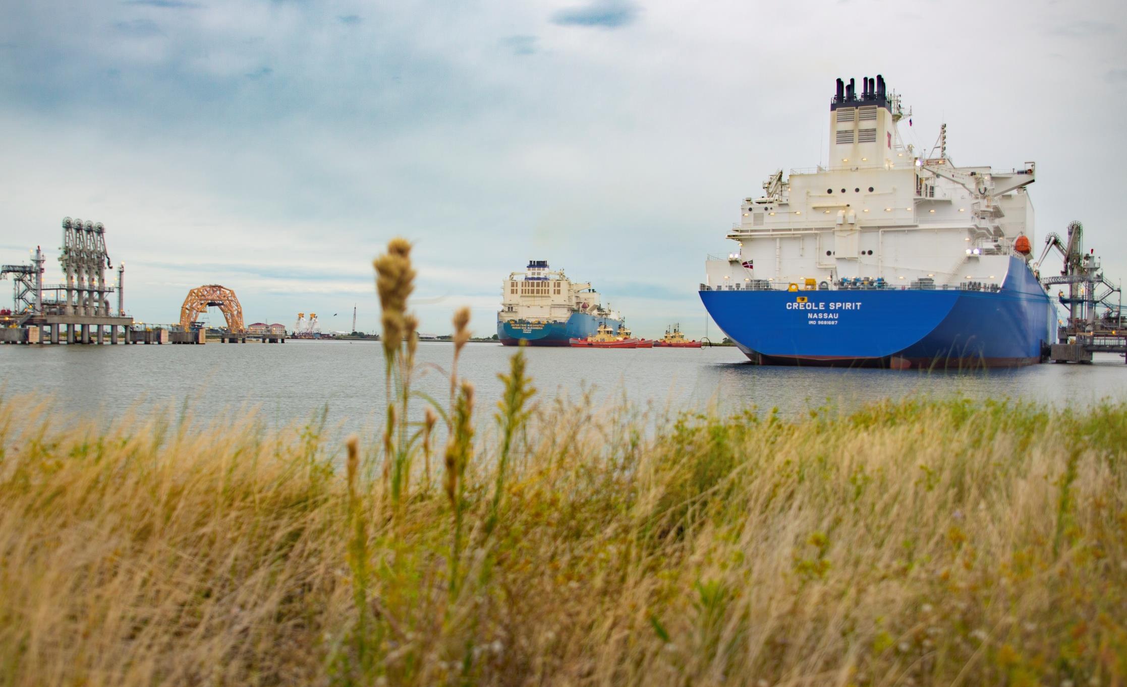 U.S. weekly LNG exports slip