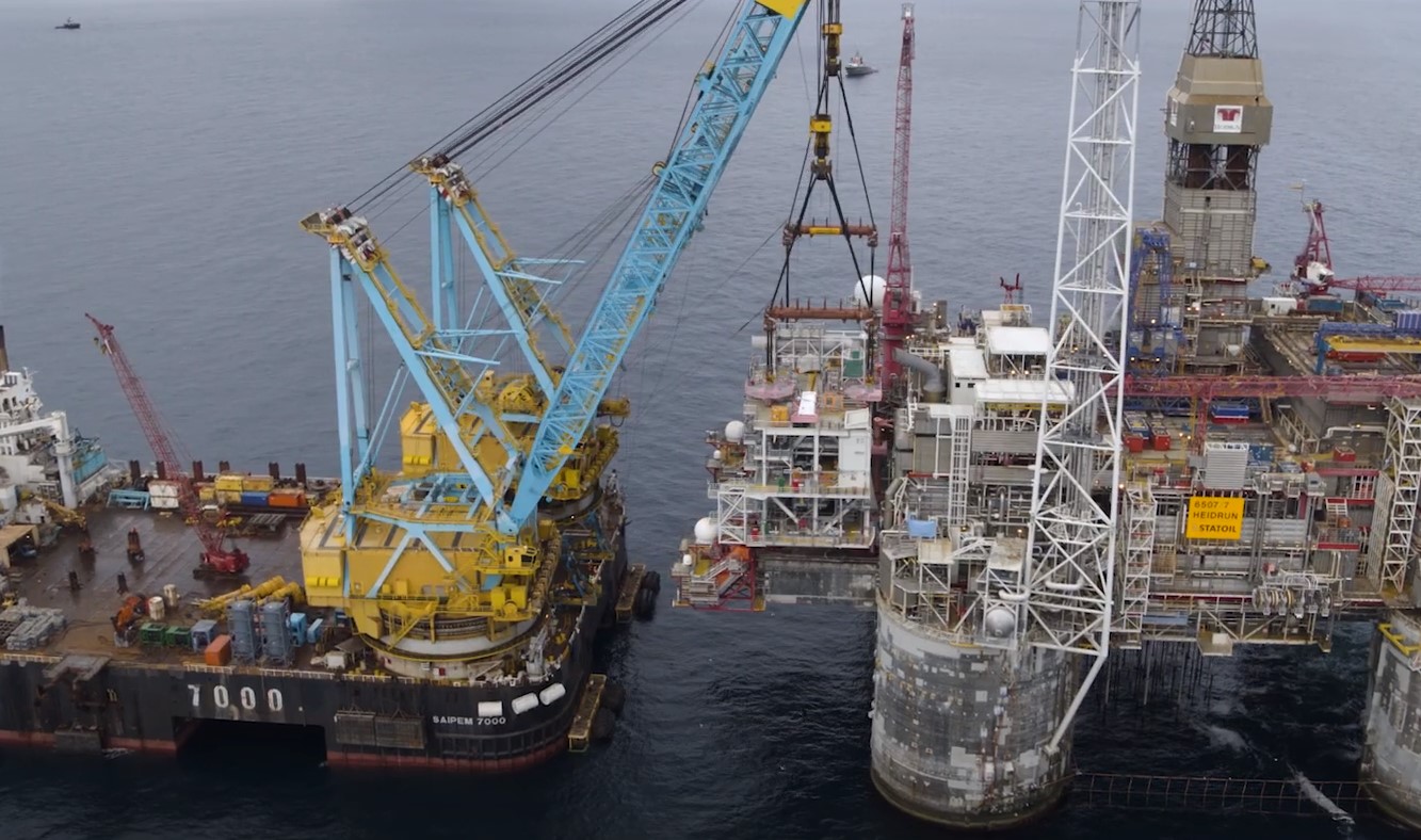 Dvalin module installation on Equinor's Heidrun; Source: Wintershall Dea