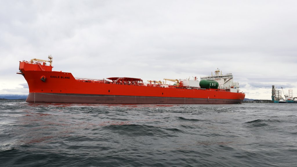 LNG-powered tanker Eagle Blane