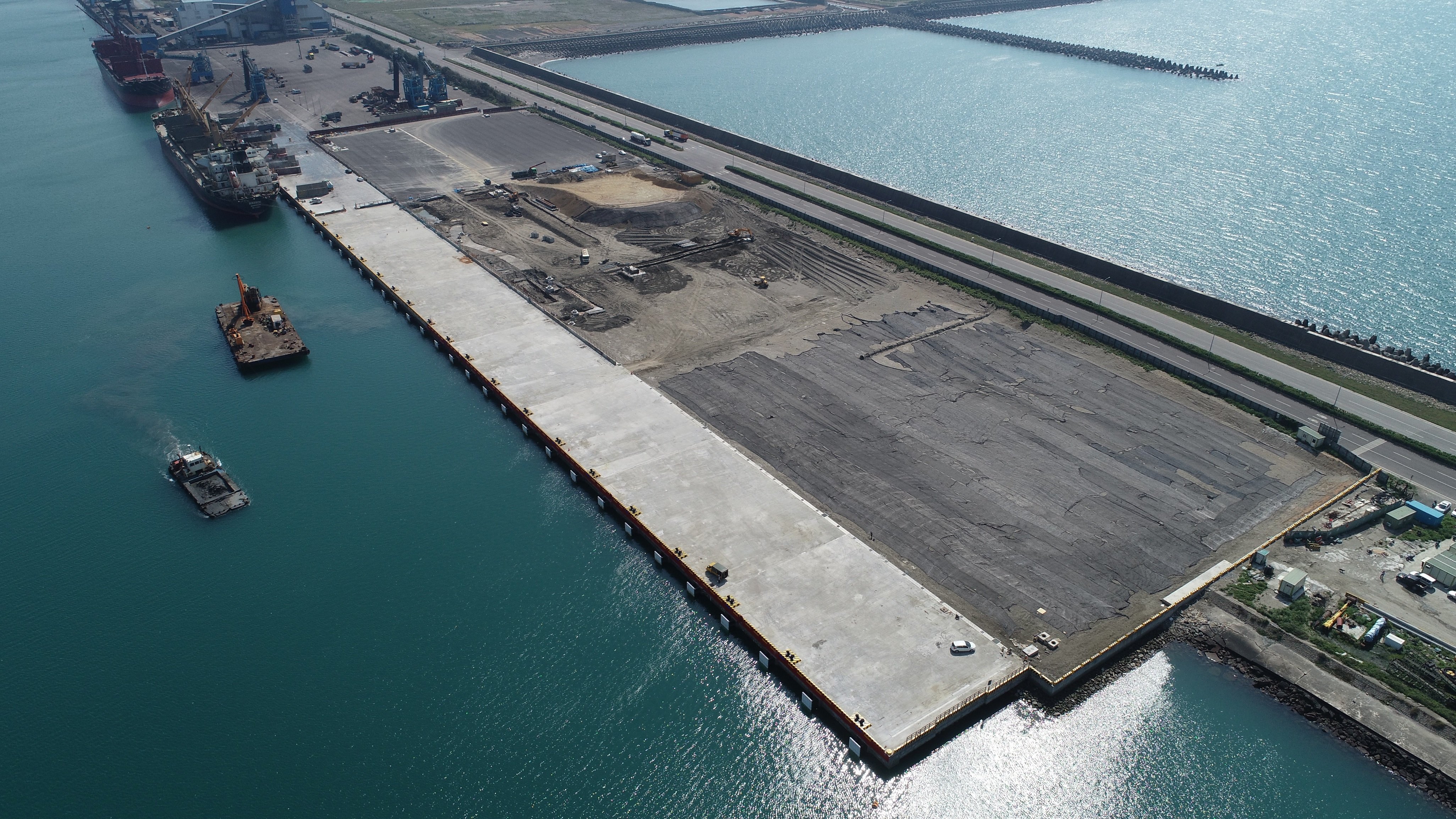 First-Offshore-Wind-Wharf-at-Taichung-Port-Ready-for-Business