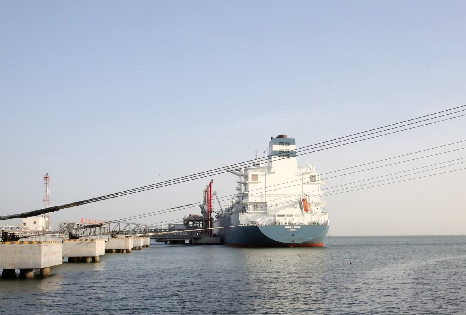 Infrastrata acquires UK FSRU project