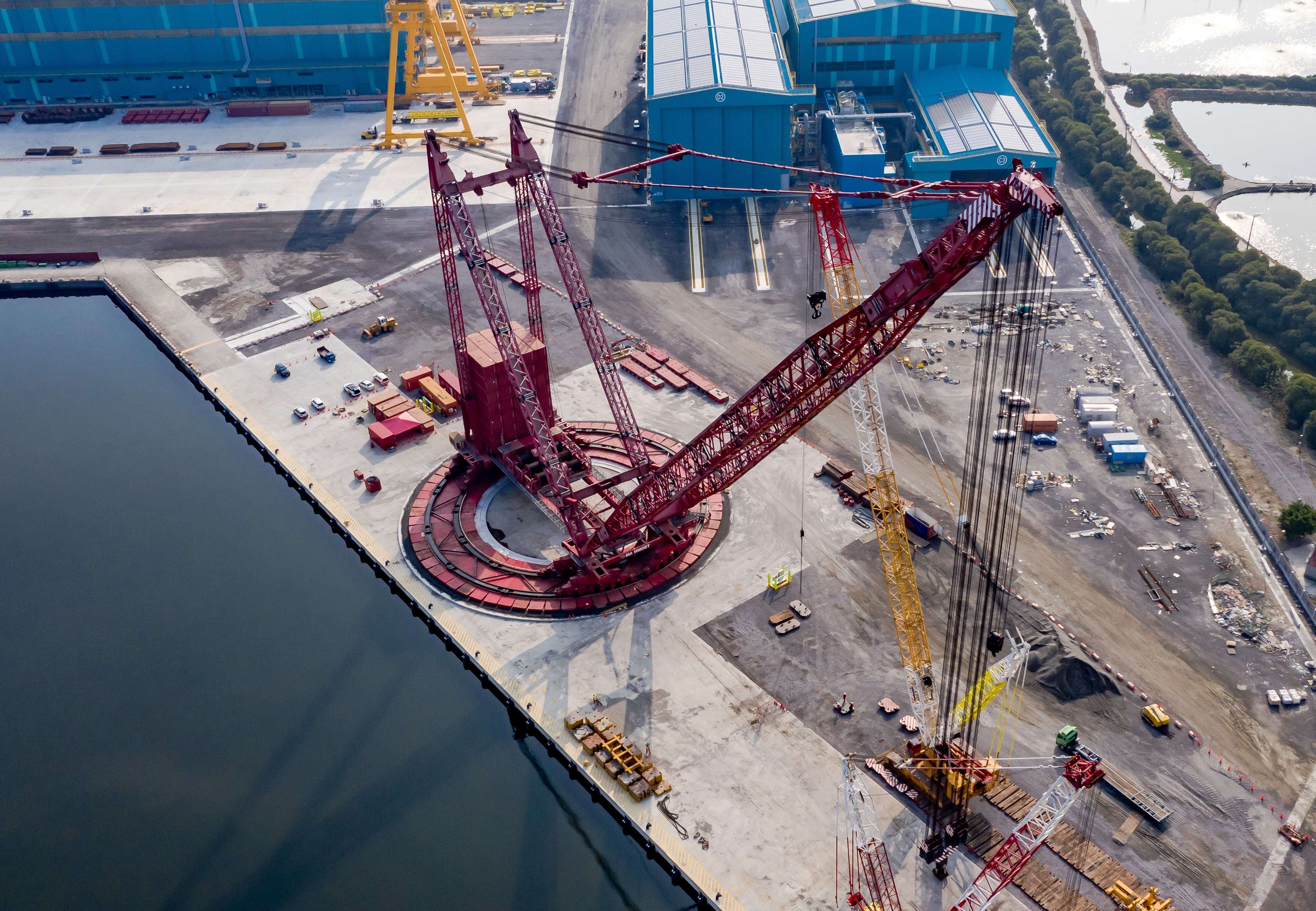 Mammoet-Giant-Joint-Venture-Joins-Greater-Changhua-Foundation-Ops