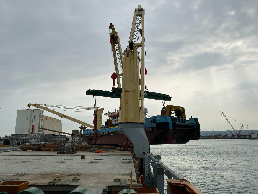 JIF Breizh workboat in Taiwan