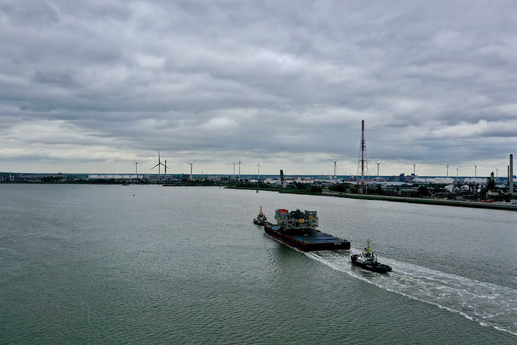 An OTM sailing out of Belgium to Moray East site