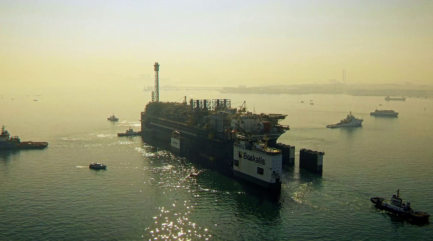 Boskalis BOKA Vanguard makes the record-breaking transport of FPSO P70