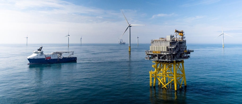 Offshore players seek power cable jointing crew