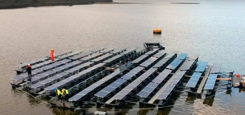 A photo of Floating Solar’s floating solar island on the Slufter (Courtesy of Floating Solar)