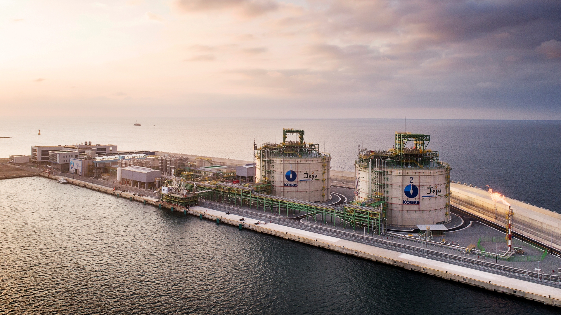 South Korean LNG imports slip