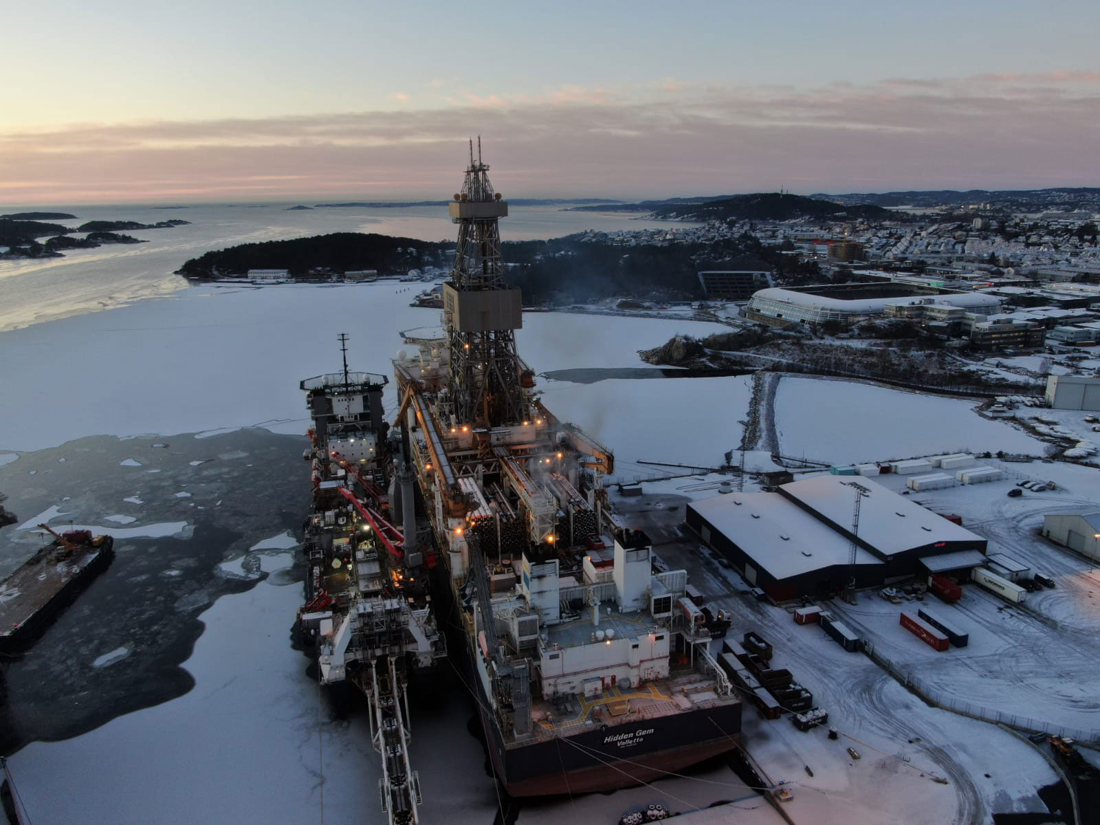 Hidden Gem vessel for deep-sea mining