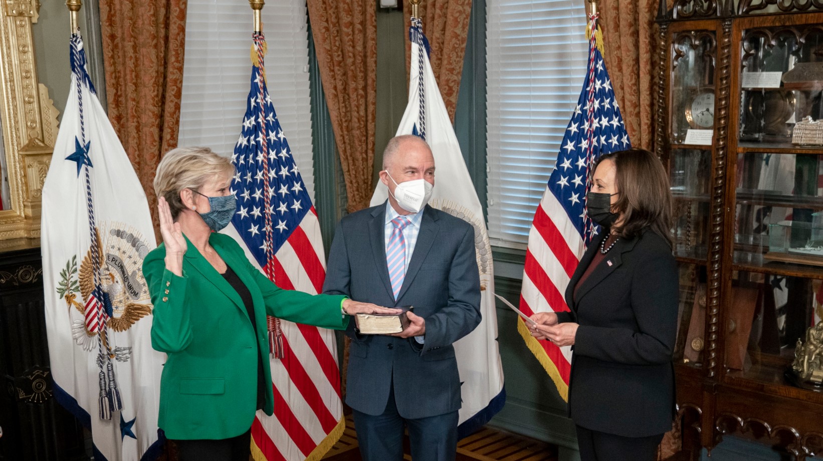 Jennifer Granholm being sworn in as the Energy Secretary by Vice President Kamala Harris; Source: Kamala Harris Twitter page Biden