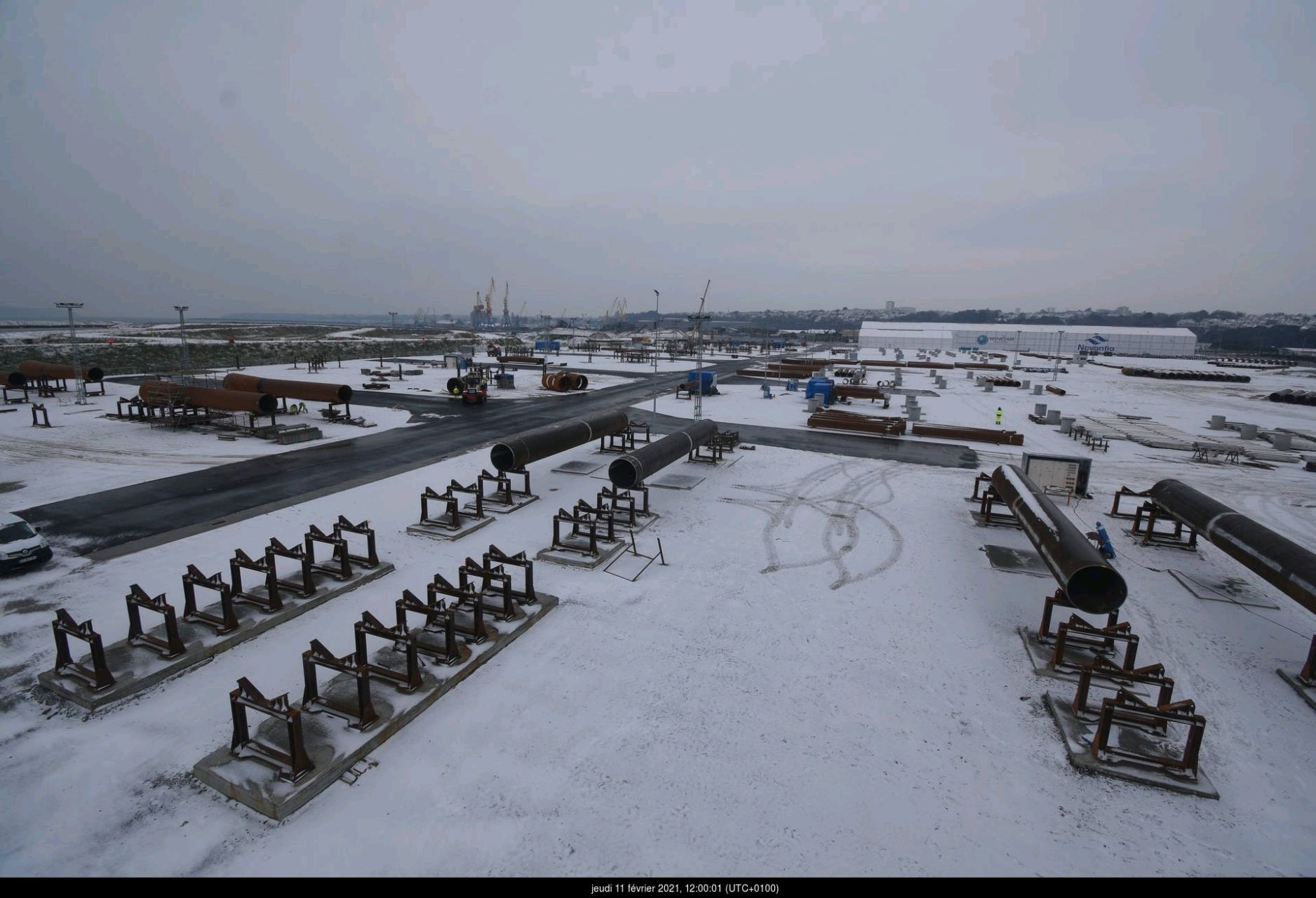 Steel components for Saint-Brieuc jackets at a Navatia-Windar site