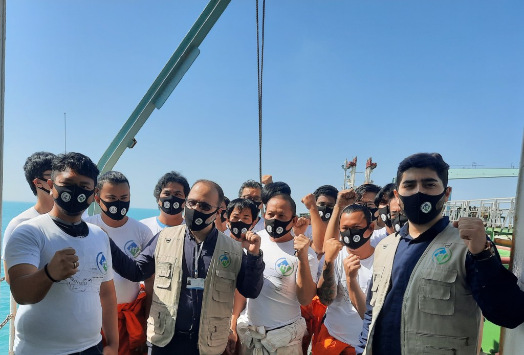 crew of Hankuk Chemi