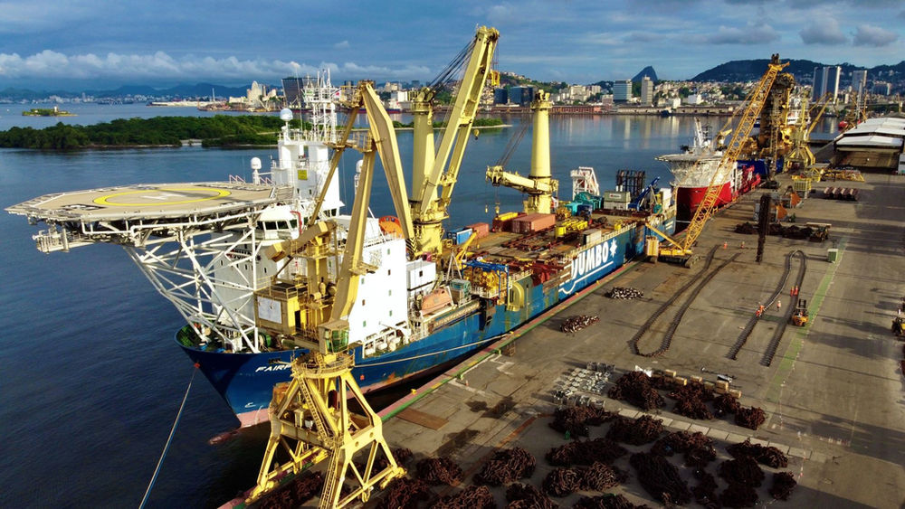 Photo of Fairplayer vessel's mobilisation for Mero 1 (Courtesy of Jumbo Maritime)