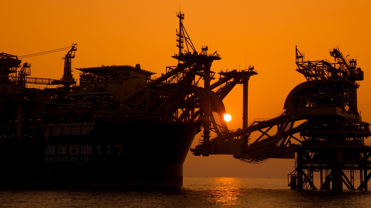 The Penglai oilfield facilities - CNOOC