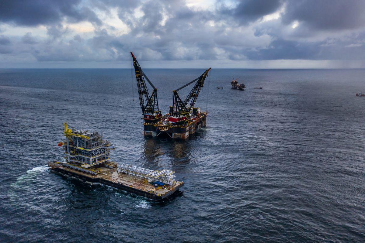 Heerema Marine Contractors - installation of Cassia C