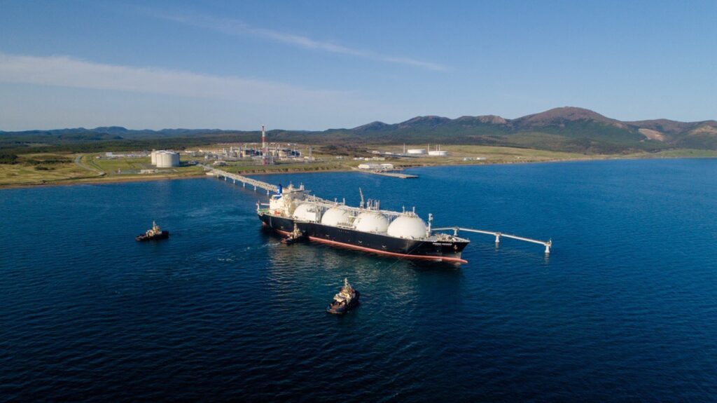 Toho Gas to get Sakhalin-2 carbon-neutral LNG cargo
