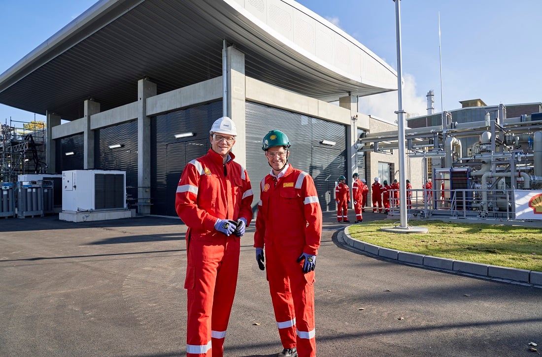 Shell and RWE team up on H2 production, use and distribution