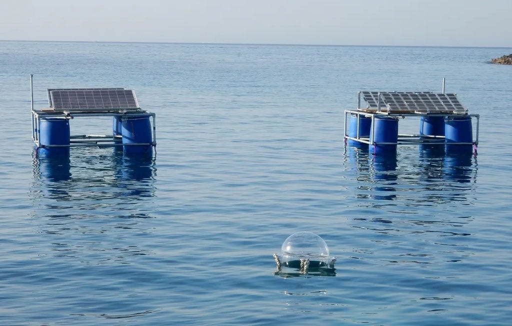 Illustration/Floating solar test setup as part of SOLAQUA project (Courtesy of SOLAQUA)