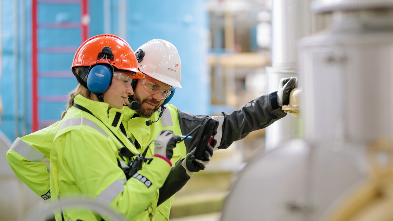 Offshore regulator probes into Equinor’s handling of lifting ops and safe materials