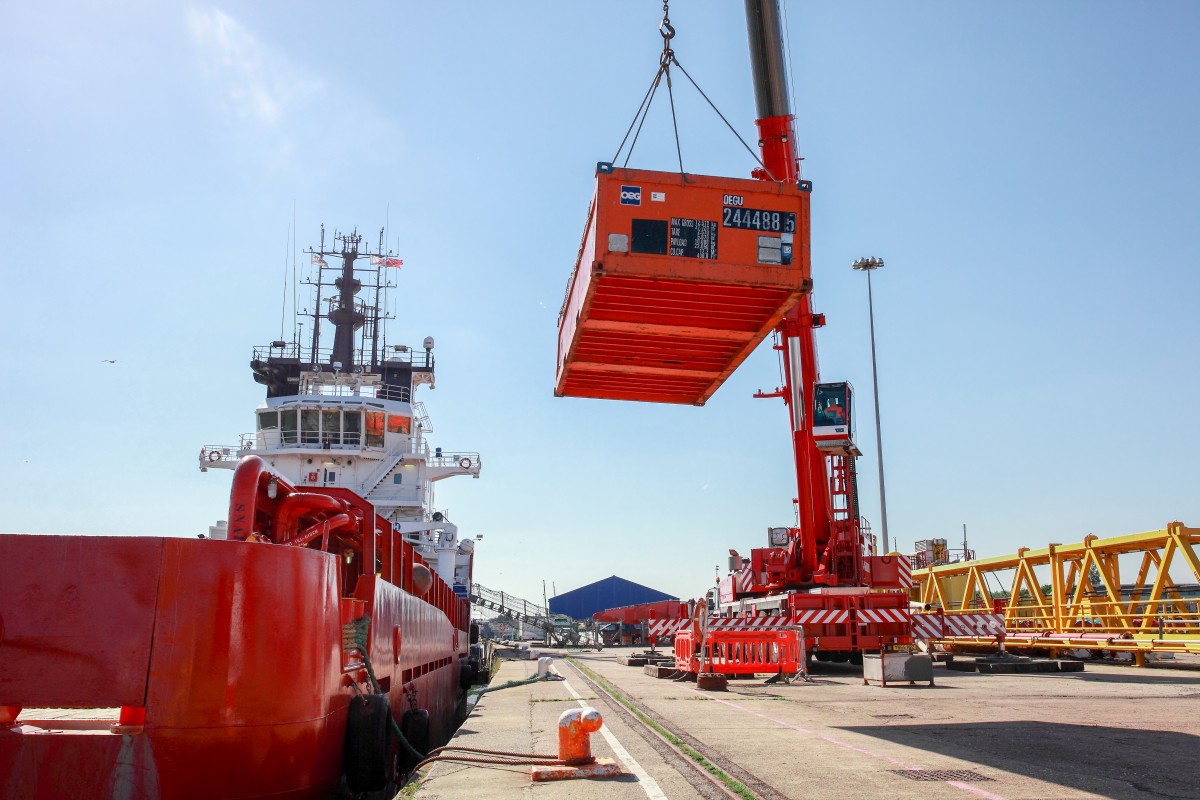 Peterson Shell renews integrated logistics deal for its North Sea portfolio with Peterson