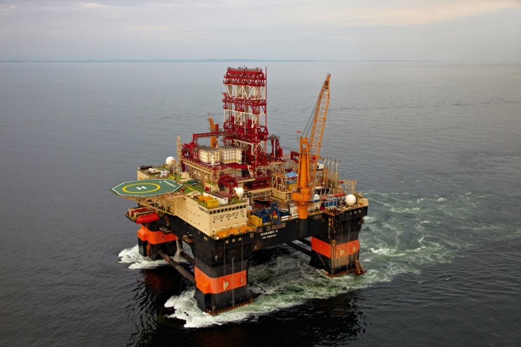 Scarabeo 9 drilling rig - Saipem