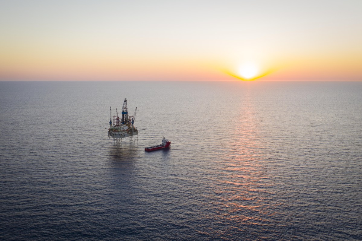 Santos is using the Noble Tom Prosser rig for the Pavo well