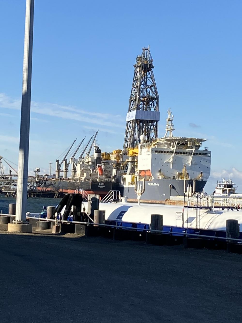 Valaris drillship DS-16