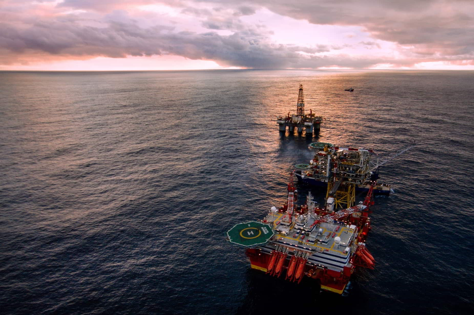 Floatel picks Kongsberg to digitalise all vessels in its fleet