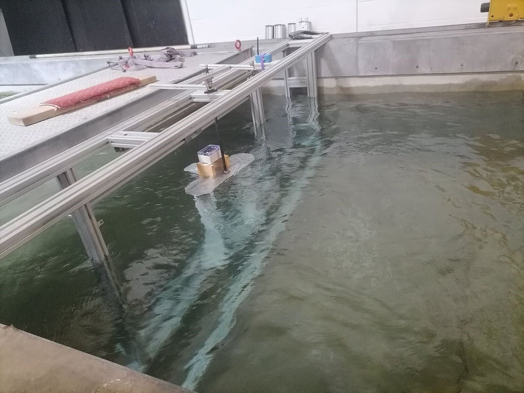 Tidal Flyer testing wireless control in the flume tank (Courtesy of the Selkie project)