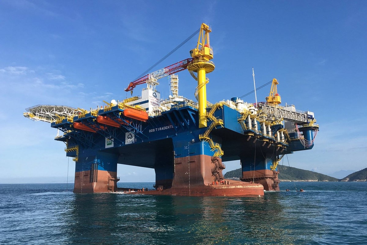 equippPetrobras books OOS Tiradentes