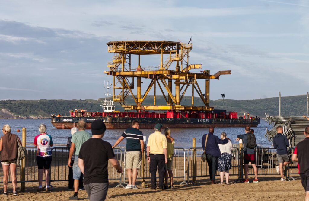 Courtesy of the SEE MONSTER team on Facebook and NEWSUBSTANCE