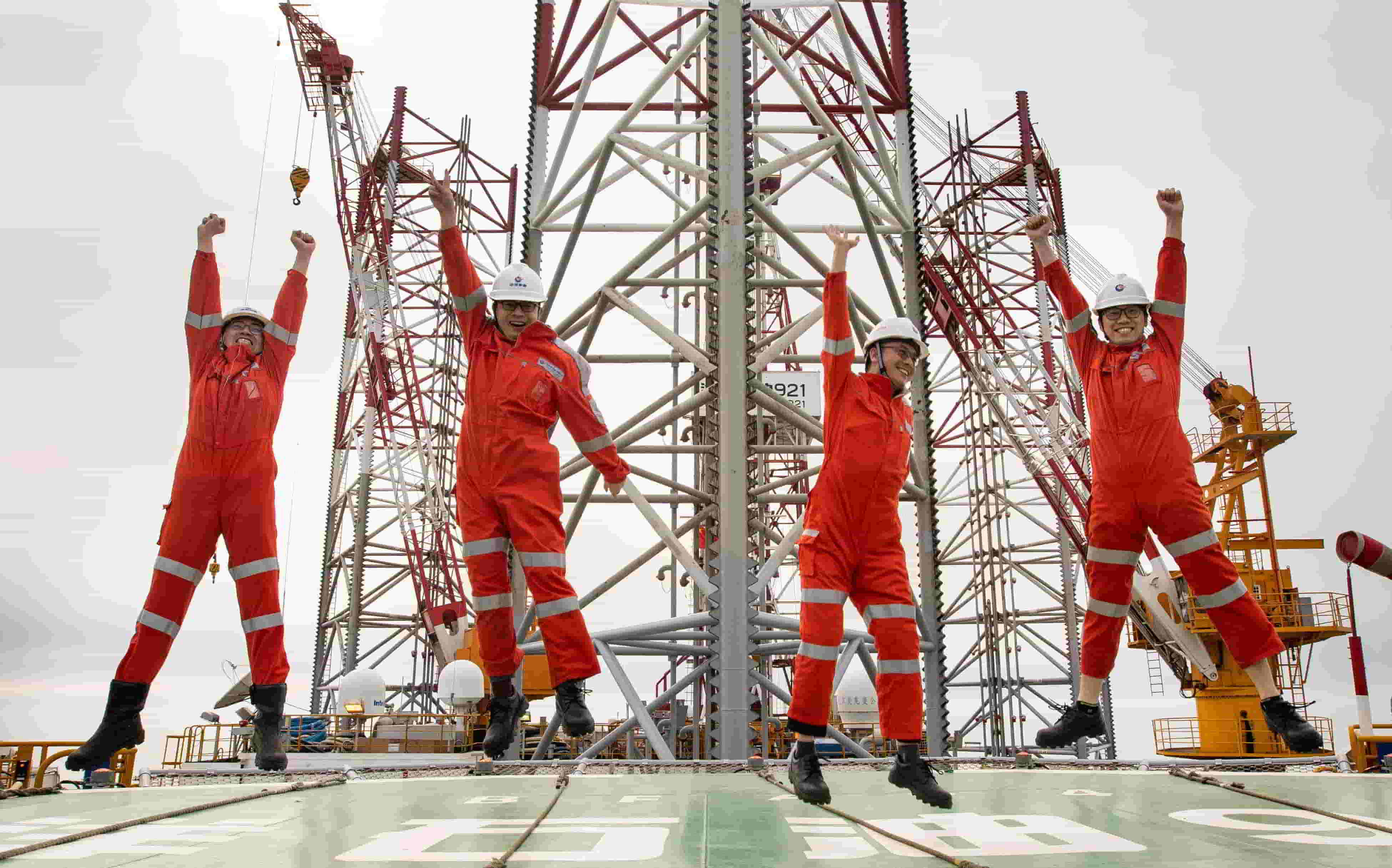Oilfield project in Bohai Sea comes on stream