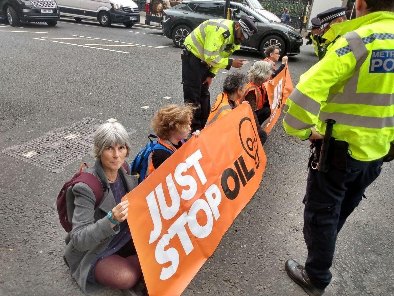With UK’s next licensing round around the corner, activists set up roadblocks to demand a stop to new oil & gas