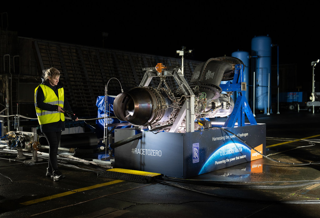 Green-hydrogen-produced-by-wind-and-tida