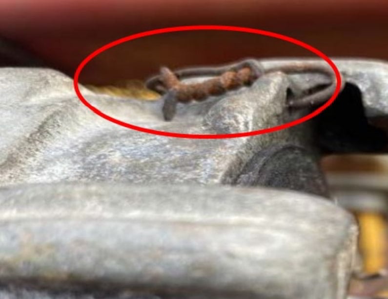 Baling wire on coupling that released; Source: BSEE