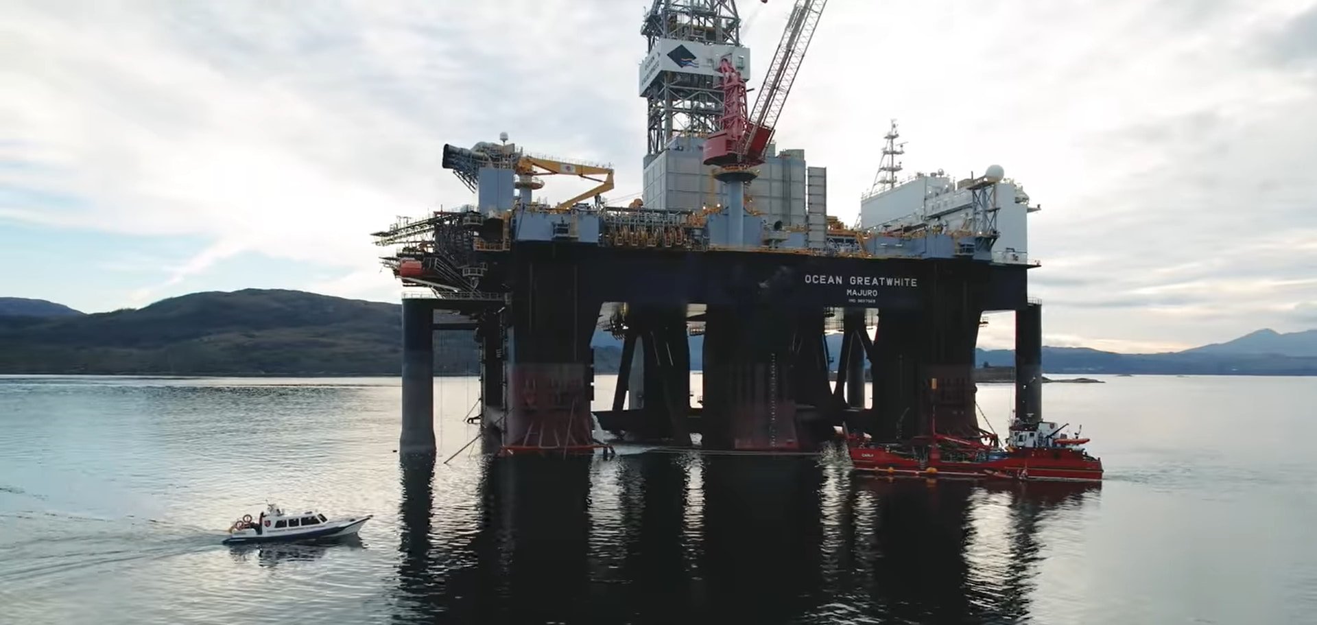 Diamond Offshore’s Ocean GreatWhite rig; Source: Ferguson Transport & Shipping (video)