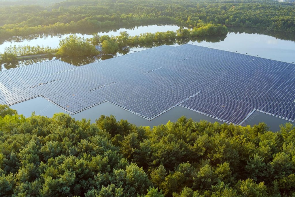 Illustration/Floating solar power plant (Courtesy of Iberdrola)