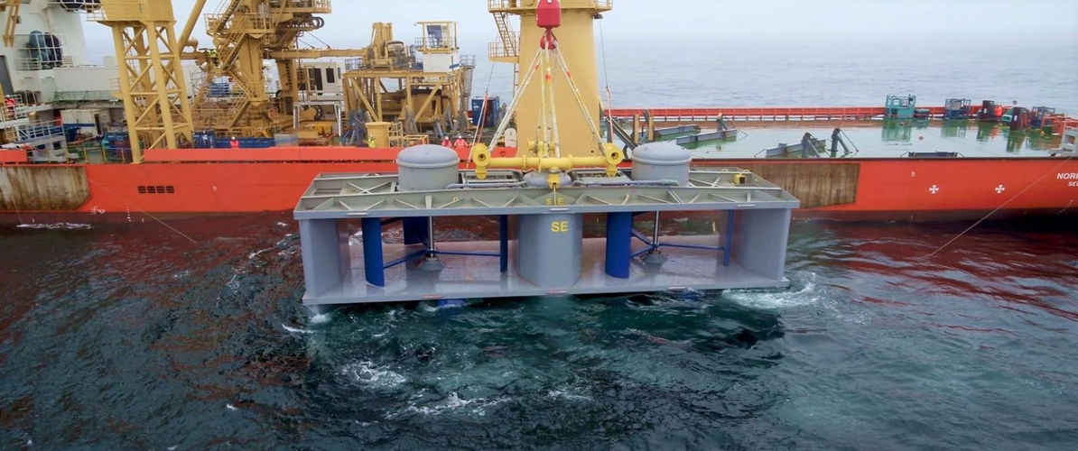 Illustration/HydroQuest's tidal turbine being being deployed off France (Courtesy of HydroQuest)