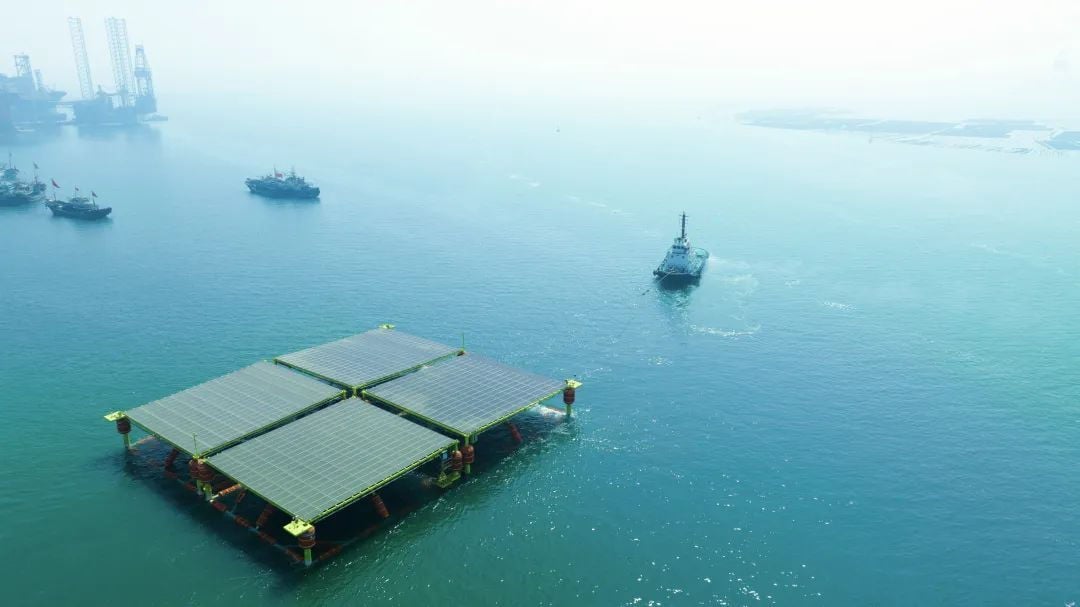 China’s first semi-submersible offshore solar platform (Courtesy of CIMC)