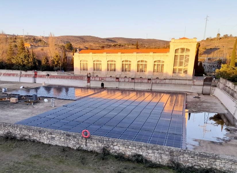 Illustration/Floating solar panels (Courtesy of Ferrovial)