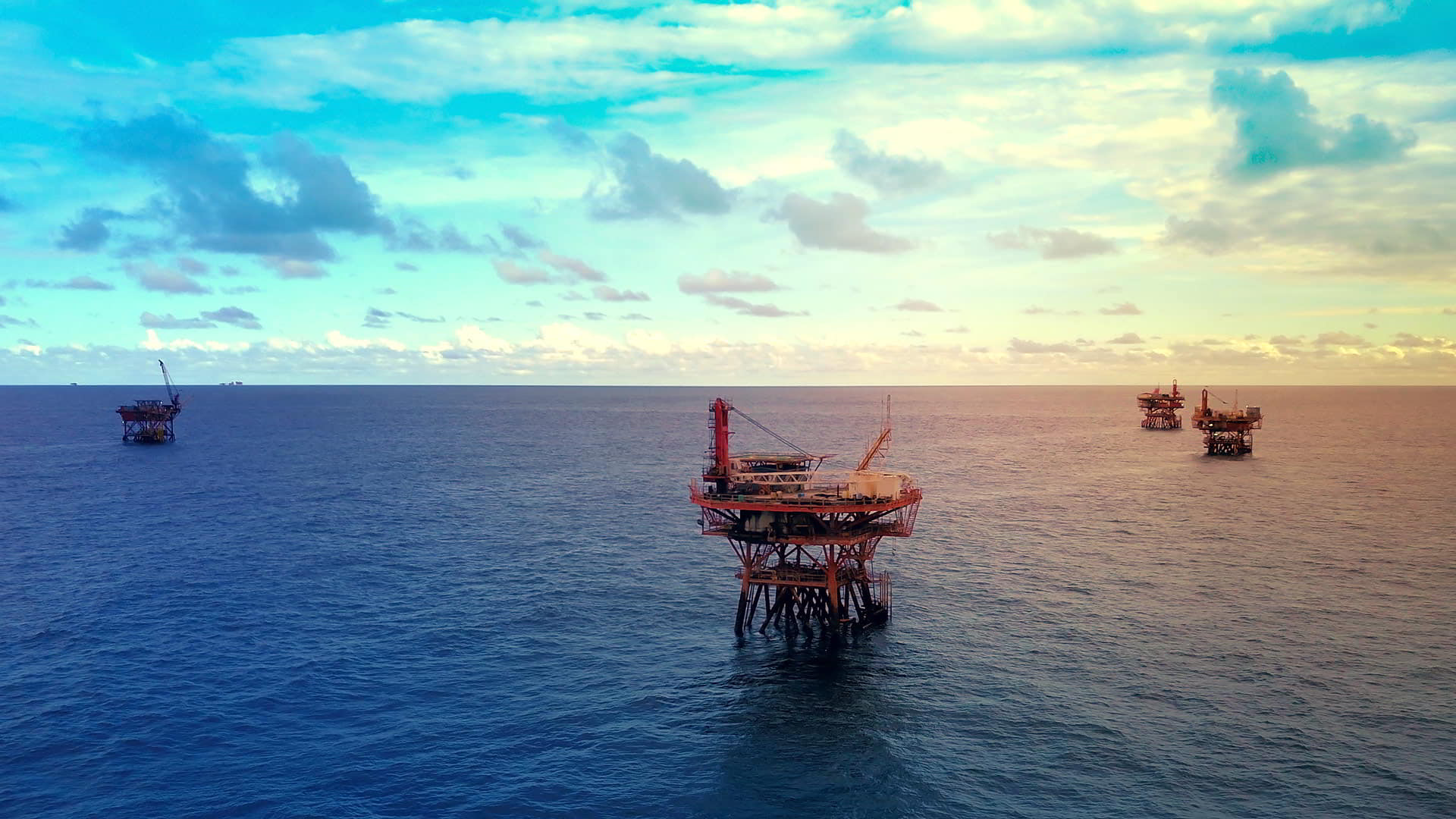 Oil platform off Trinidad back on stream following shutdown caused by fire