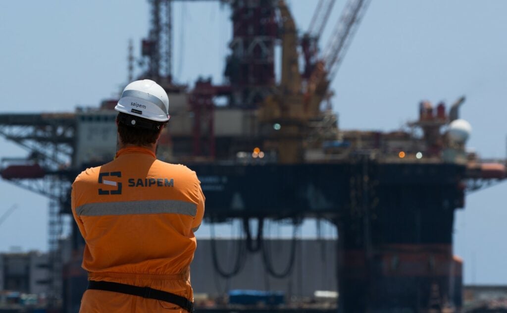 Two new contracts reel in $850 million for Saipem