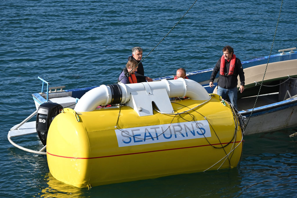The deployment of Seaturns’ wave energy demonstrator (Courtesy of Seaturns/Photo by Stéphane LESBATS/Ifremer)