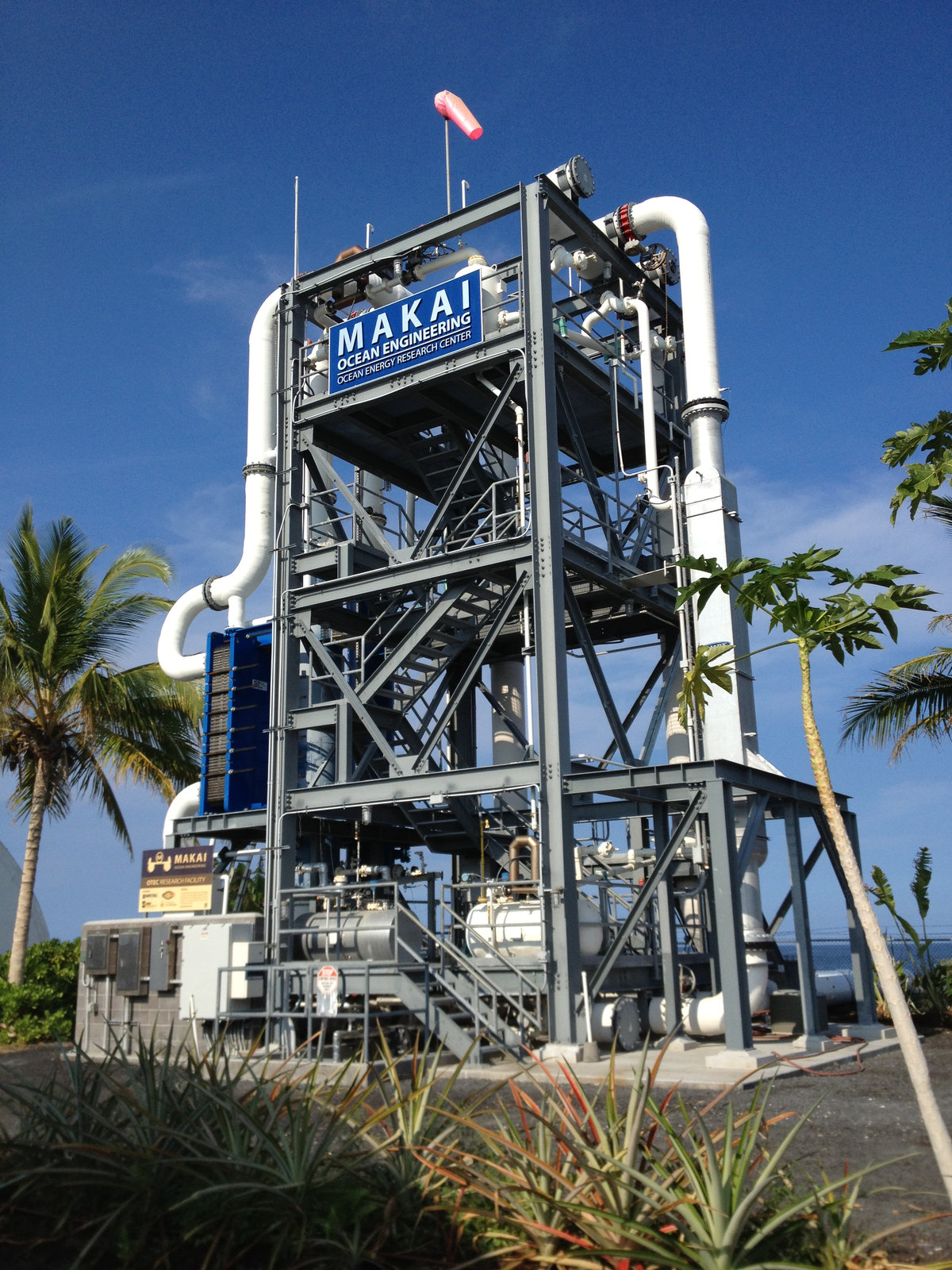 Makai's OTEC plant (Courtesy of Makai Ocean Engineering)