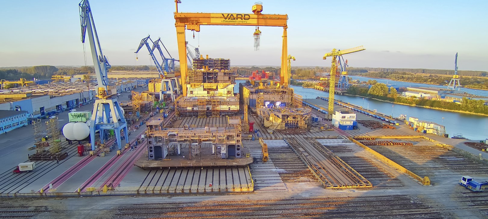 Prysmian's Monna Lisa ready for assembly, launch in March
