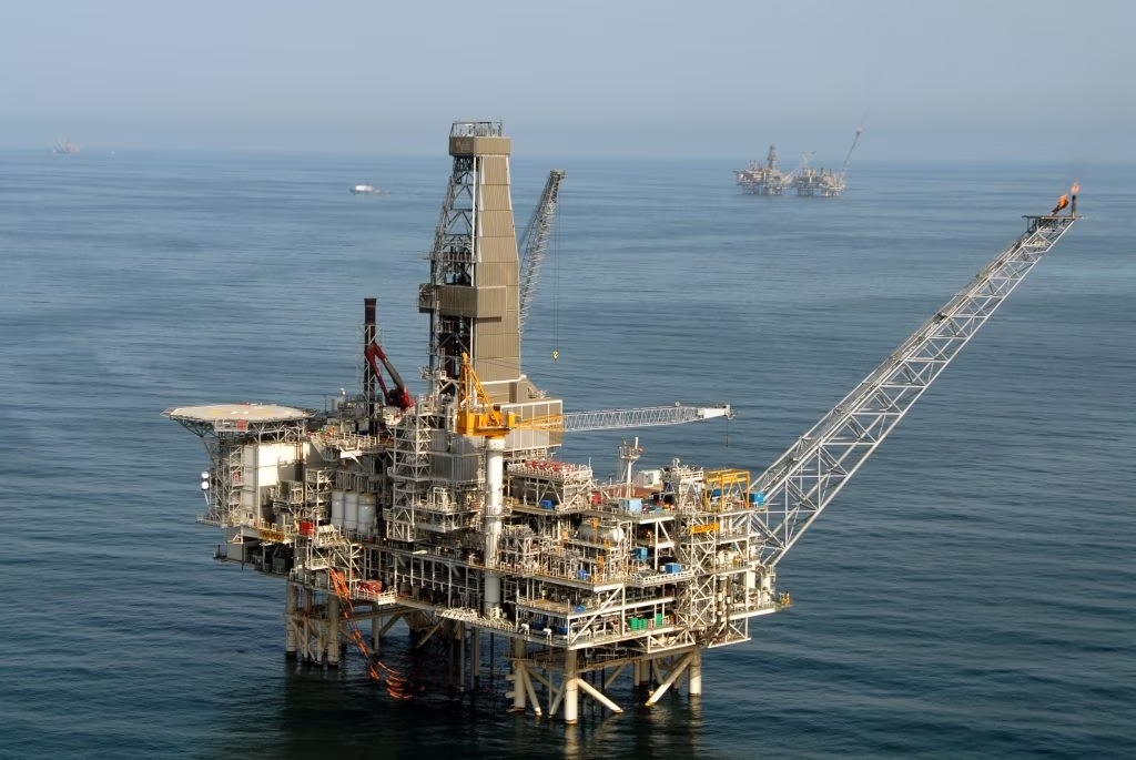 West Azeri platform; Source: BP