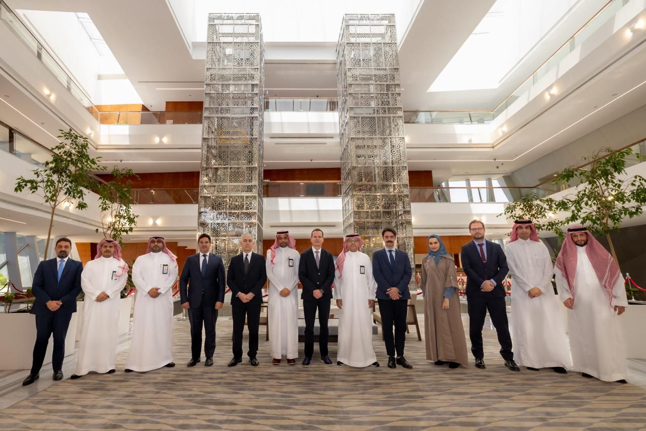 Greece and Saudi Arabia to launch studies for potential electricity interconnector