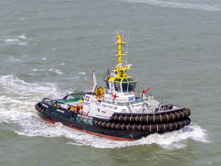 Dutch firm christens new eco-friendly tug to support construction